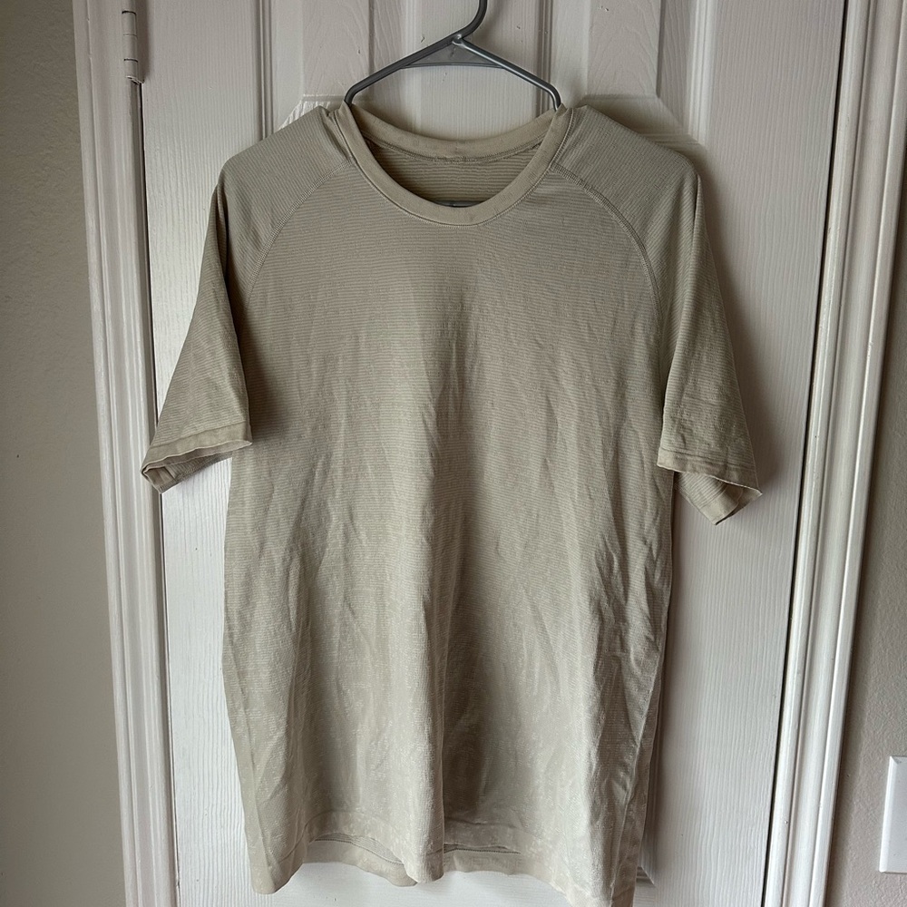 Men’s lululemon metal vent tech 2.0 short sleeve